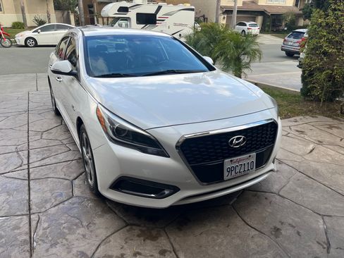 Used 2016 Hyundai Sonata Limited image 14