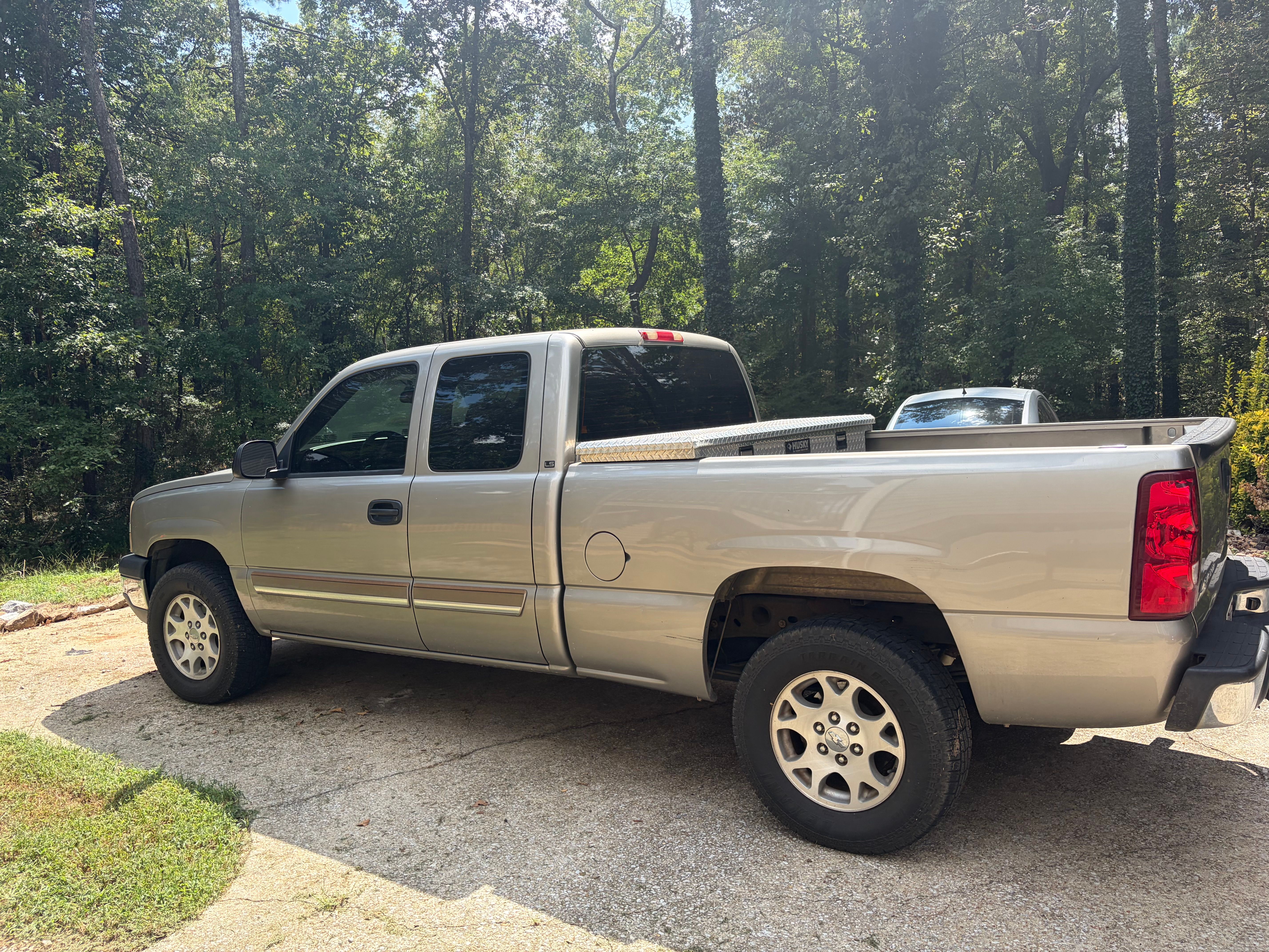 Used 2003 Chevrolet Silverado 1500 LS RWD image 8