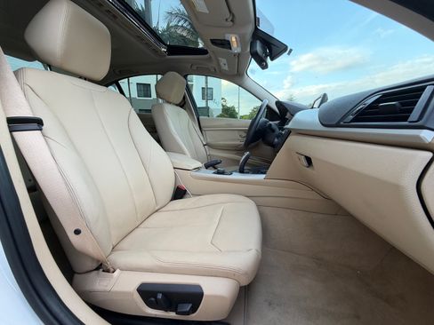 Used 2014 BMW 320i Sedan RWD image 14