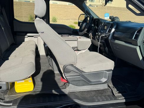 Used 2017 Ford F350 XLT w/ XLT Value Package AWD/4WD image 11