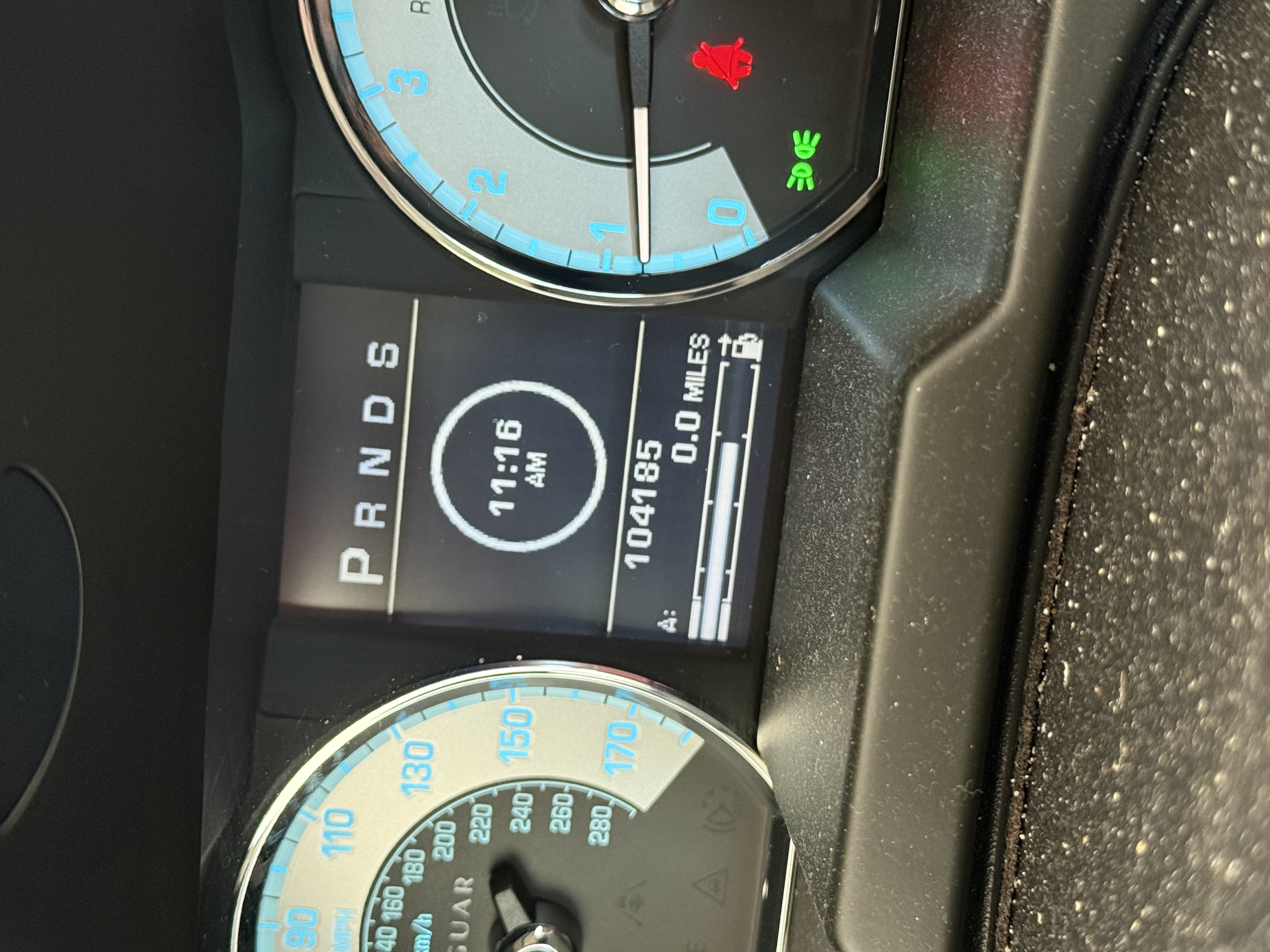 Used 2010 Jaguar XF Luxury RWD image 11