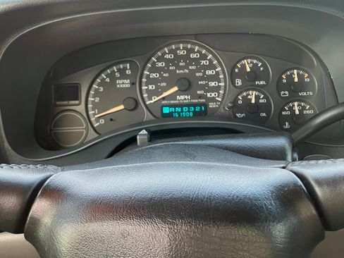 Used 2002 GMC Sierra 1500 SLE w/ Sierra Professional Pkg image 12