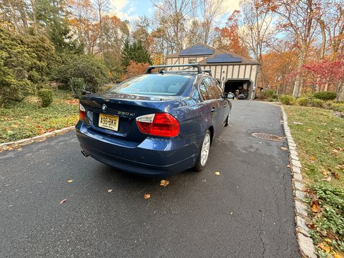 Used 2006 BMW 330xi Sedan image 11