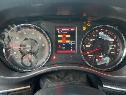 Used 2014 Dodge Charger R/T image 11