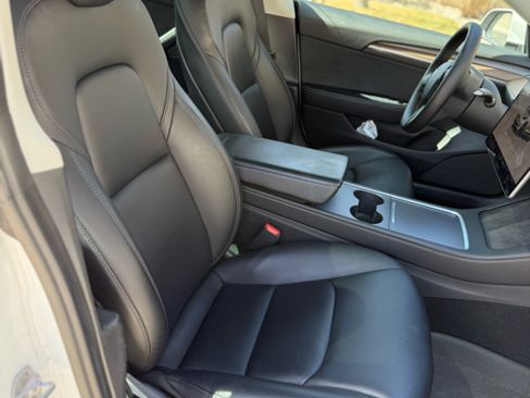 Used 2022 Tesla Model 3 Long Range image 12