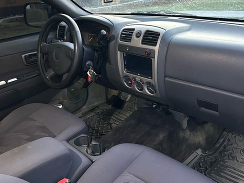 Used 2004 Chevrolet Colorado 2WD Extended Cab w/ Comfort Convenience Package image 6