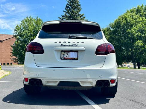 Used 2013 Porsche Cayenne GTS AWD/4WD image 6