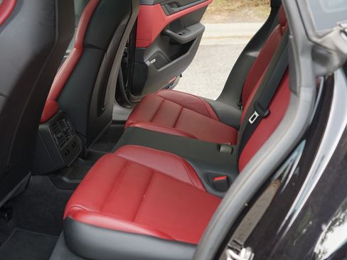 Used 2021 Porsche Taycan 4S AWD/4WD image 13