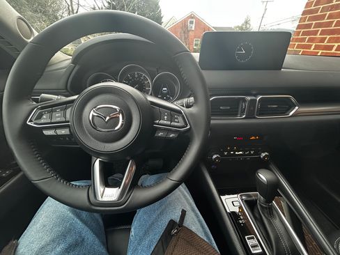 Used 2025 MAZDA CX-5 AWD 2.5 S w/ Preferred Package image 6