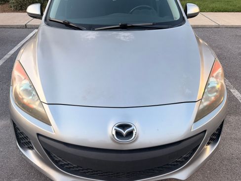 Used 2013 MAZDA MAZDA3 i Touring FWD image 4
