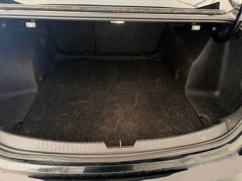 Used 2019 Chevrolet Malibu LT image 18