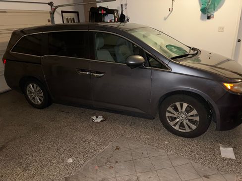 Used 2015 Honda Odyssey EX-L image 2
