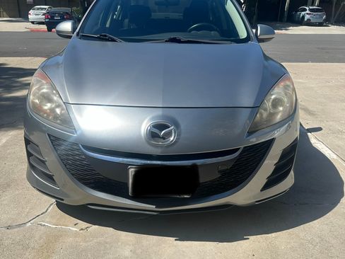 Used 2010 MAZDA MAZDA3 i Touring image 2