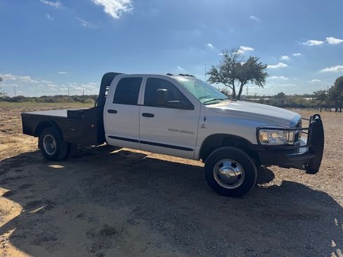 Used 2006 Dodge Ram 3500 Truck SLT w/ Quad Cab Big Horn Value Group image 4