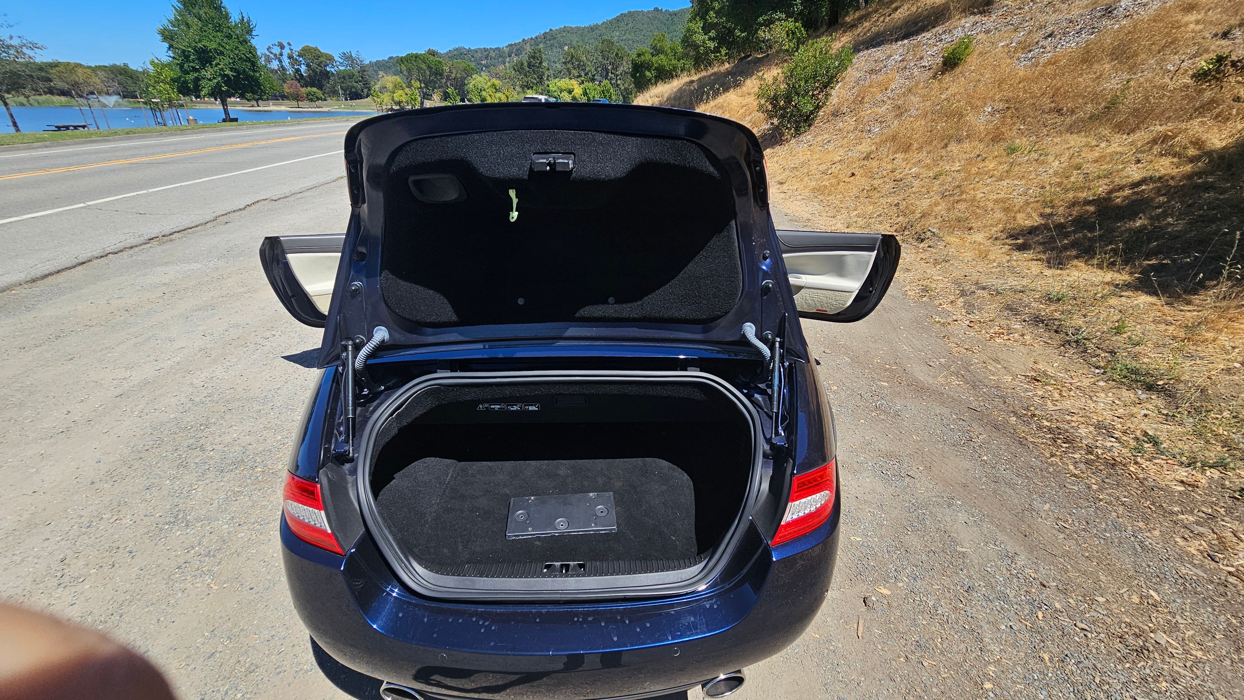 Used 2014 Jaguar XK Convertible RWD image 23