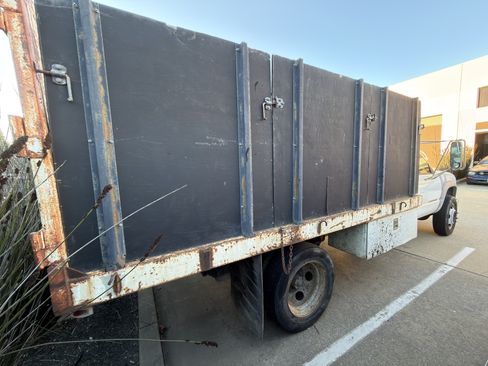 Used 2000 Chevrolet Silverado 3500 2WD Regular Cab HD image 6