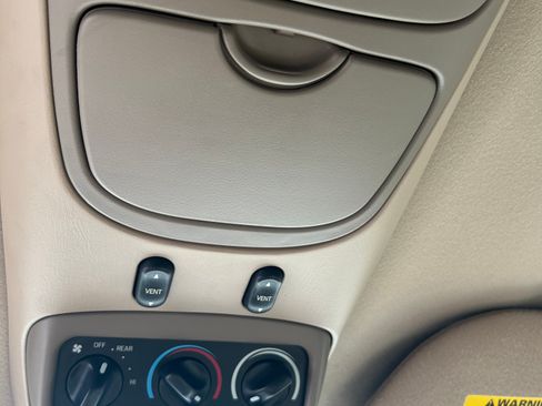 Used 2004 Ford Excursion Limited image 18