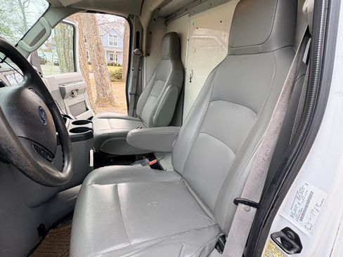 Used 2012 Ford E-350 and Econoline 350 Super Duty w/ PWR Locks & Windows Group image 13