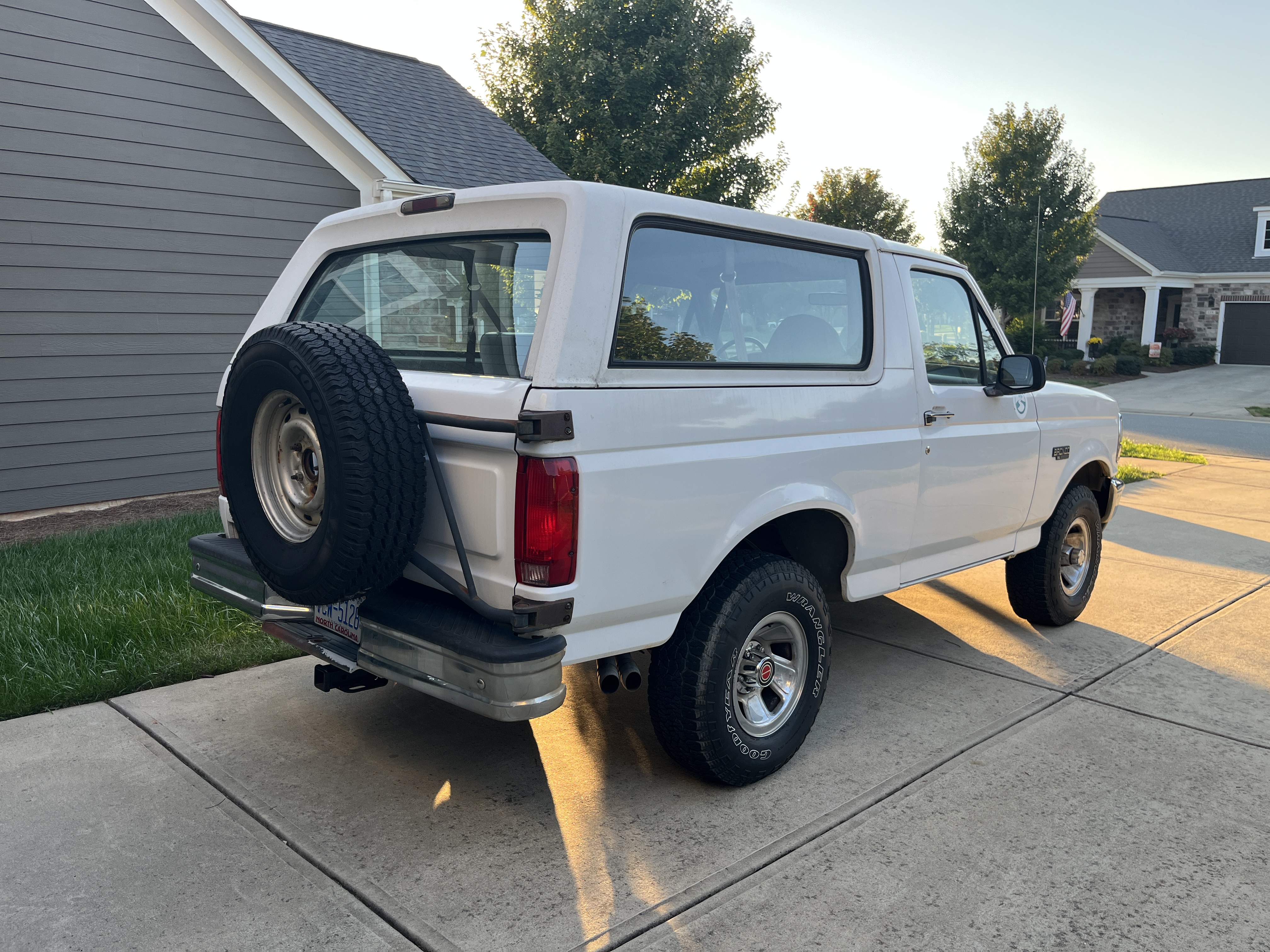 Used 1994 Ford Bronco AWD/4WD image 5