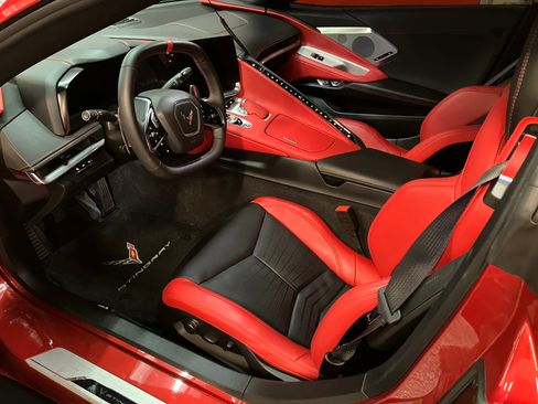 Used 2023 Chevrolet Corvette Stingray Preferred Cpe w/ Z51 Performance Package image 18