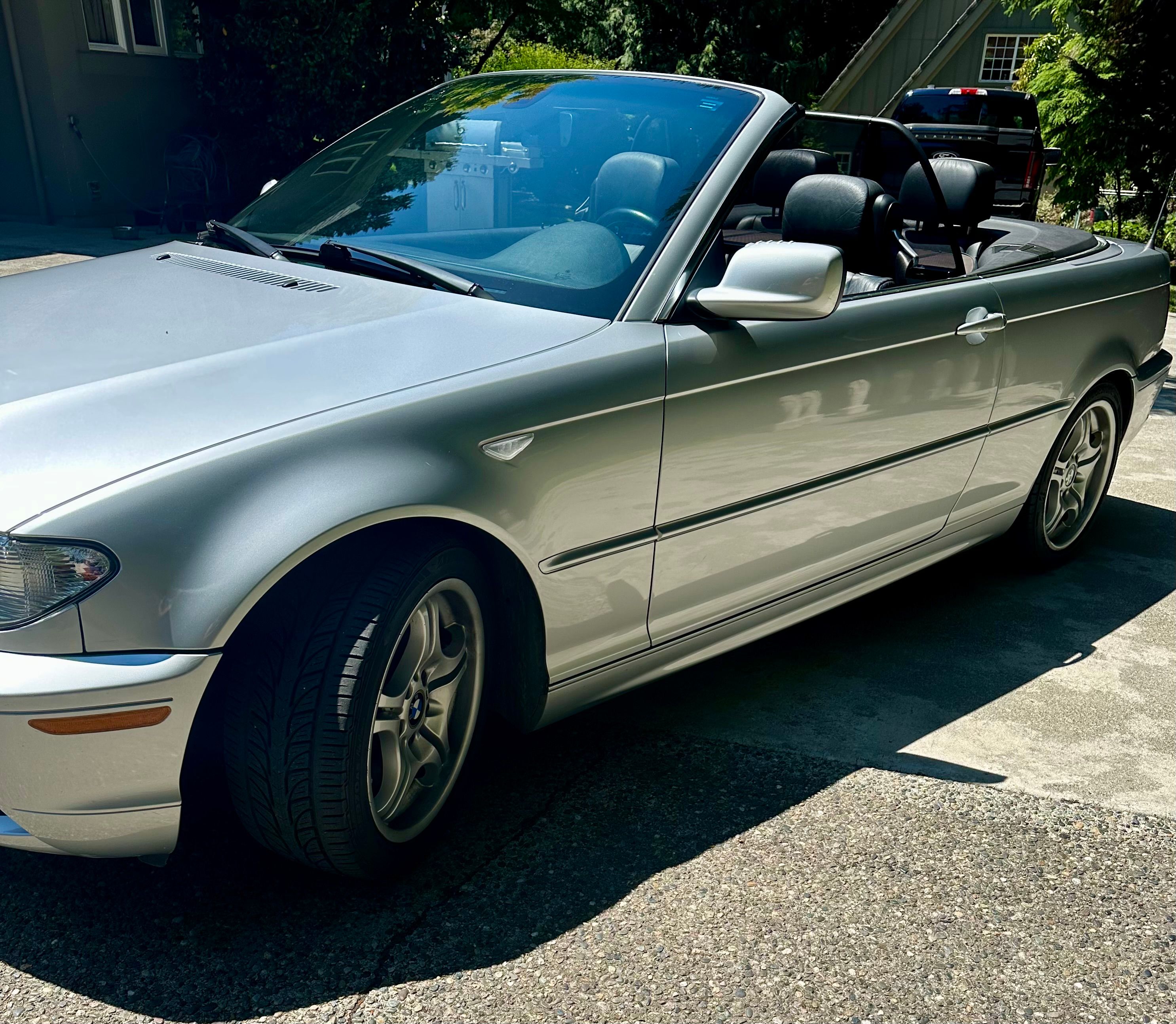 Used 2004 BMW 330Ci Convertible RWD image 4