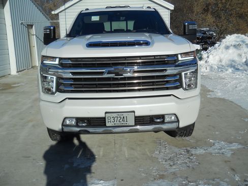 Used 2022 Chevrolet Silverado 2500 High Country w/ Z71 Off-Road Package image 24
