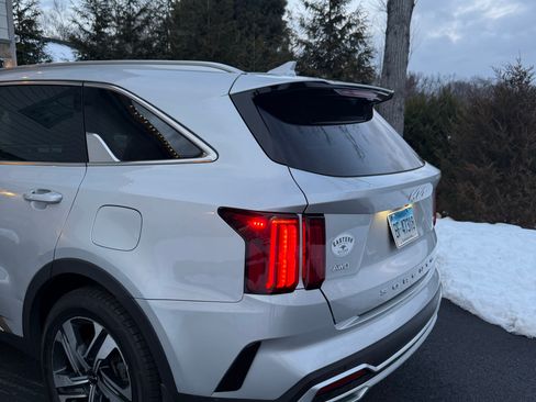 Used 2022 Kia Sorento SX w/ Panoramic Sunroof Package image 15