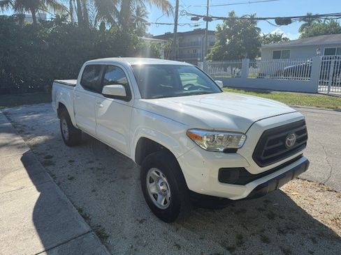 Used 2021 Toyota Tacoma SR w/ SR Convenience Package image 1