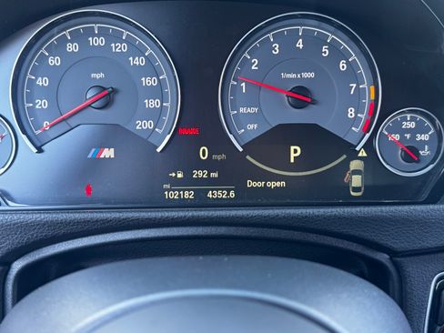 Used 2019 BMW M4 Coupe w/ Competition Package image 2