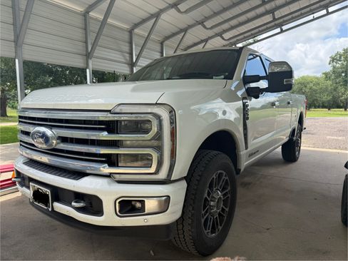 Used 2024 Ford F250 Limited w/ FX4 Off-Road Package AWD/4WD image 1