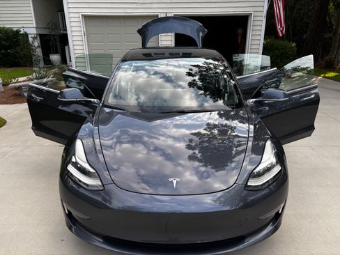 Used 2019 Tesla Model 3 Standard Range Plus RWD image 2