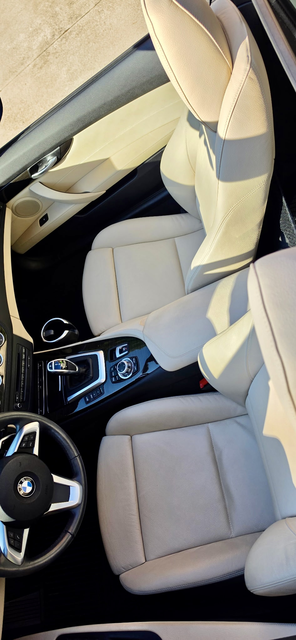 Used 2014 BMW Z4 sDrive28i RWD image 9