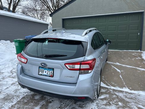 Used 2018 Subaru Impreza 2.0i Premium image 5