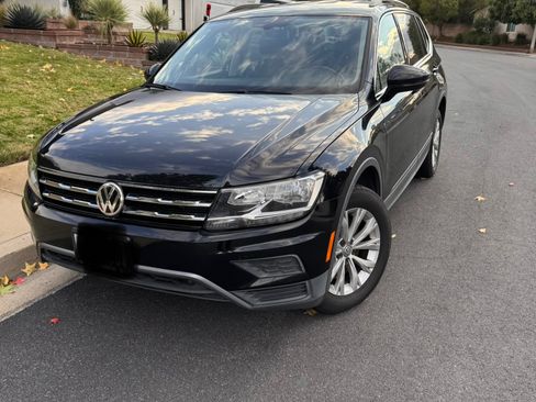 Used 2019 Volkswagen Tiguan SE image 19