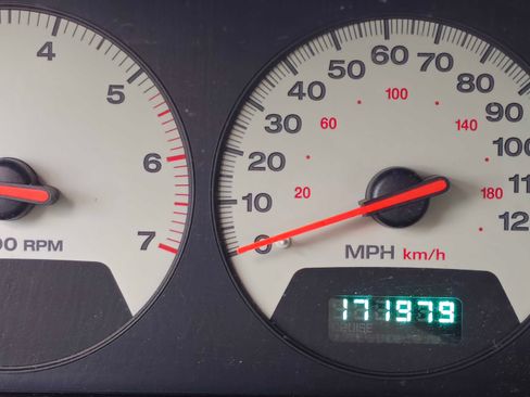 Used 2001 Jeep Grand Cherokee Limited image 9