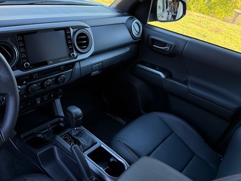 Used 2023 Toyota Tacoma TRD Pro image 14