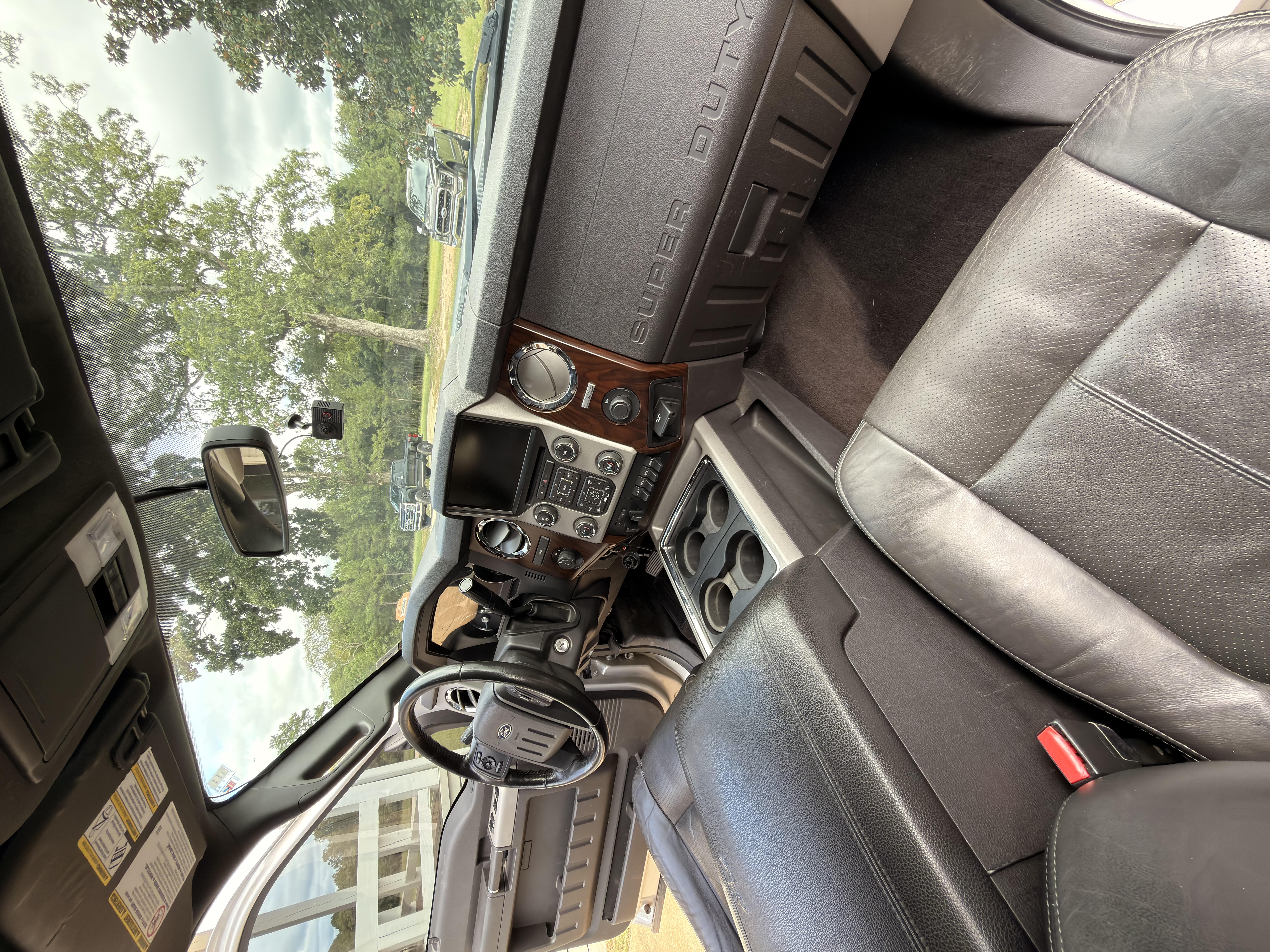 Used 2014 Ford F250 Lariat w/ Lariat Ultimate Package AWD/4WD image 18