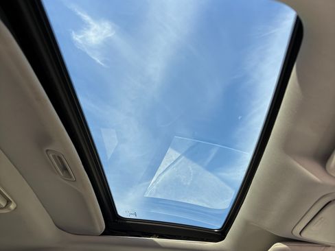 Used 2005 Honda Odyssey Touring image 13