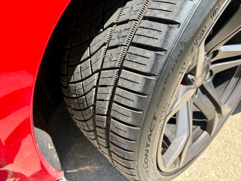Used 2019 Chevrolet Camaro SS RWD image 11