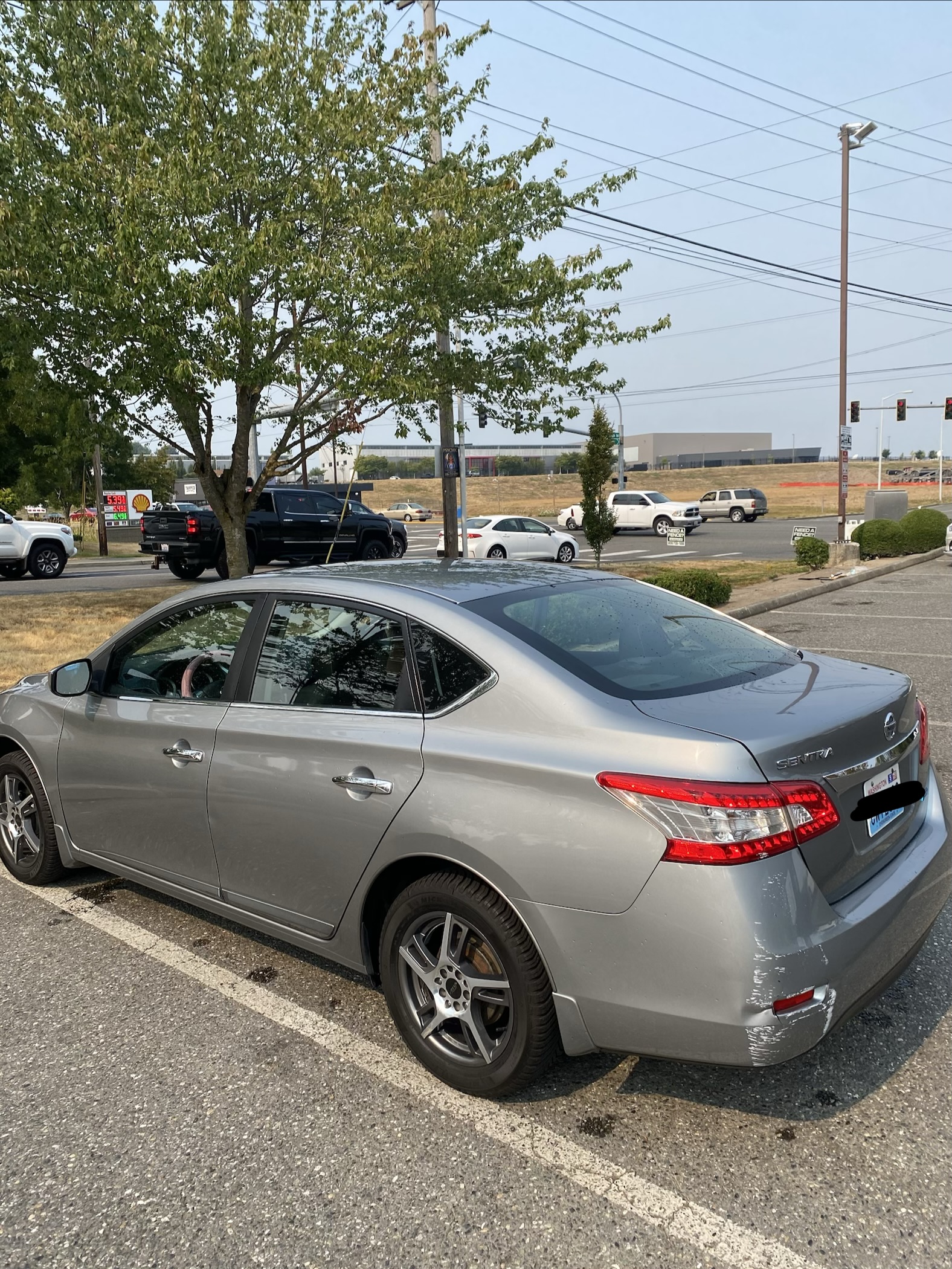 Used 2014 Nissan Sentra SV w/ Protection Package FWD image 5