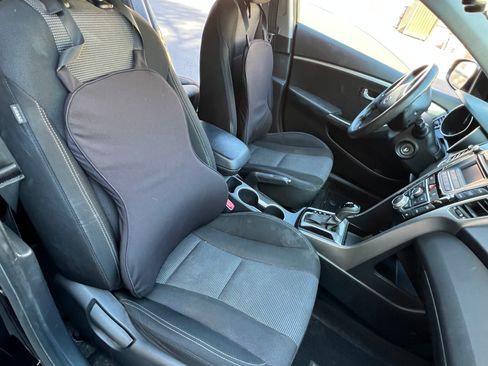 Used 2013 Hyundai Elantra GT image 10