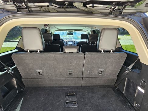 Used 2019 Ford Expedition Platinum image 14
