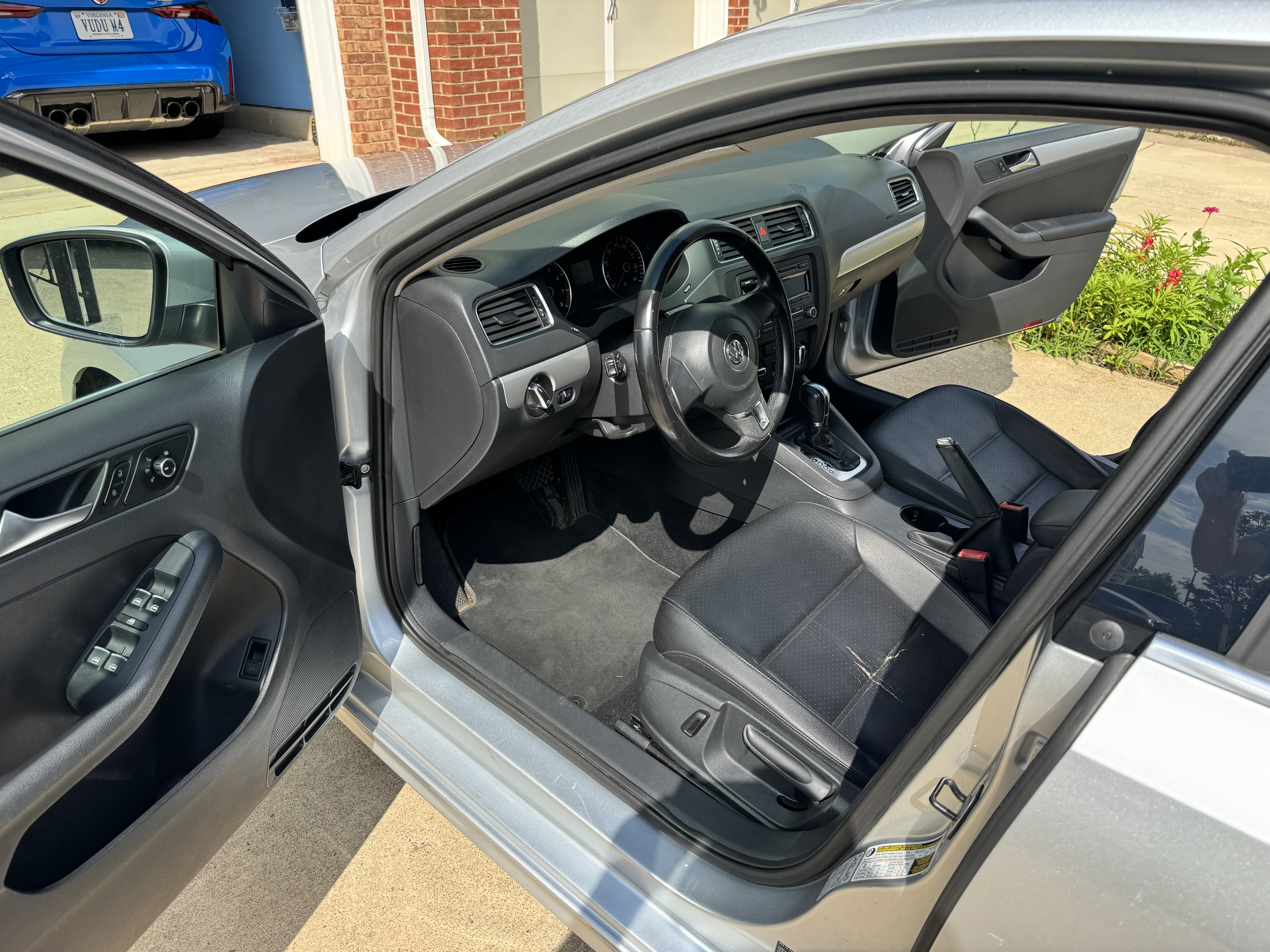 Used 2013 Volkswagen Jetta SE FWD image 9