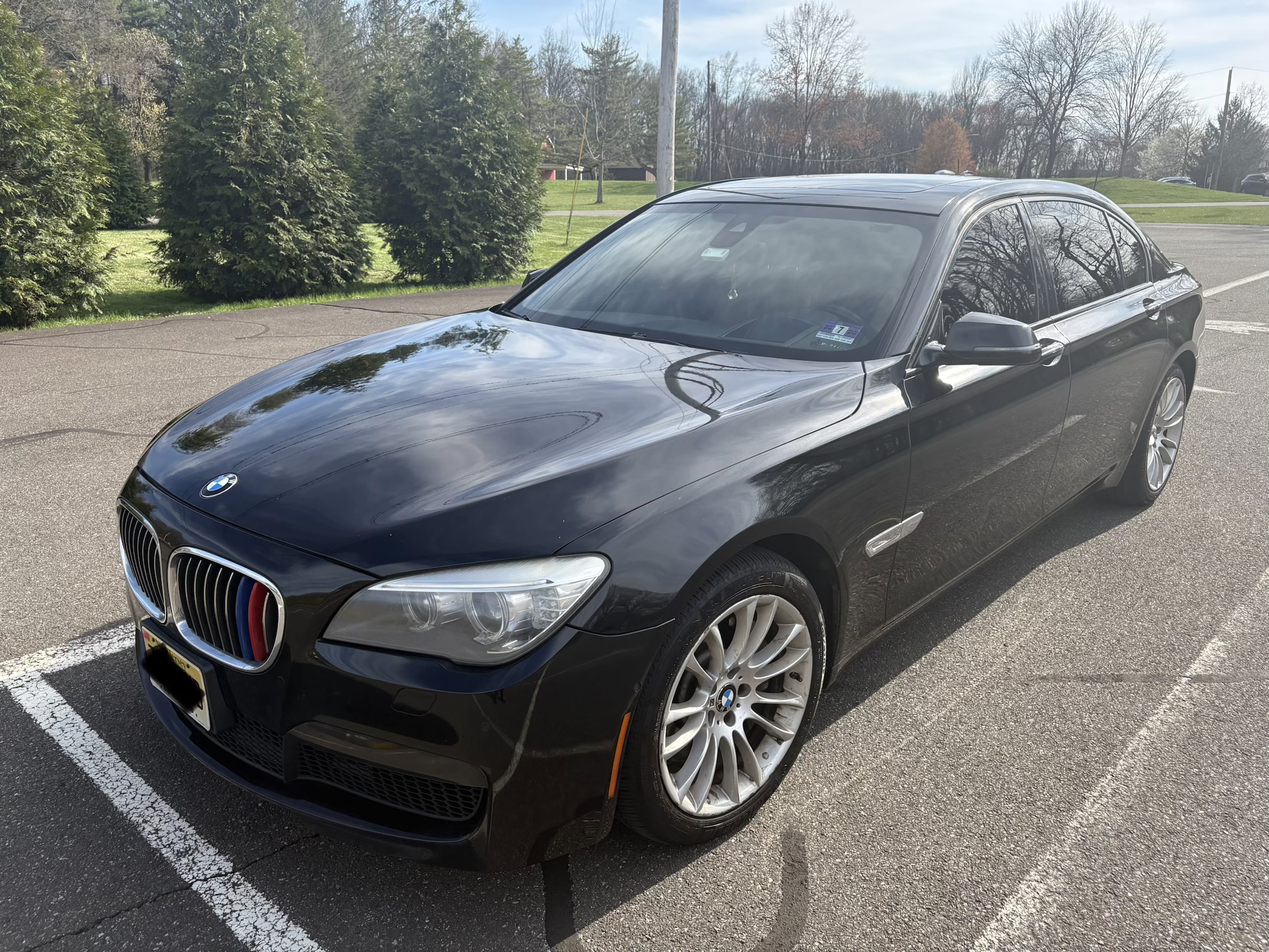 Used 2013 BMW 750Li xDrive AWD/4WD image 1