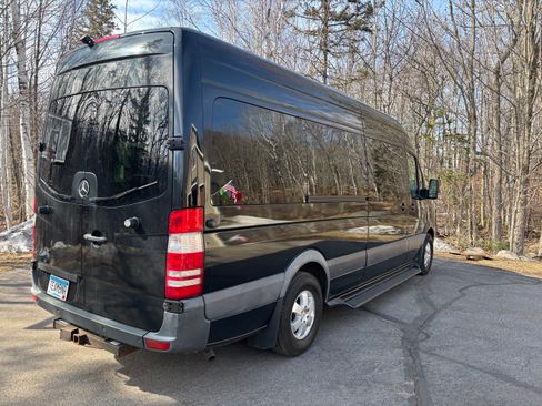 Used 2008 Dodge Sprinter 2500 image 6