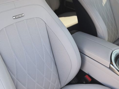 Used 2025 Mercedes-Benz G 63 AMG 4MATIC image 9