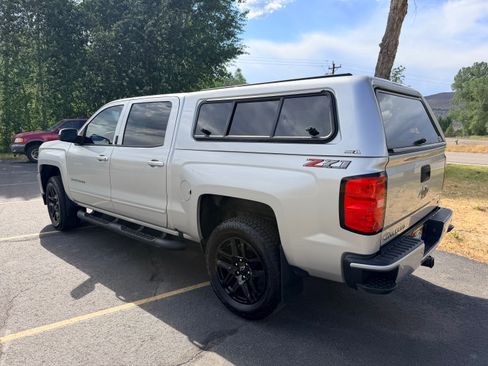 Used 2018 Chevrolet Silverado 1500 LT w/ All Star Edition AWD/4WD image 5