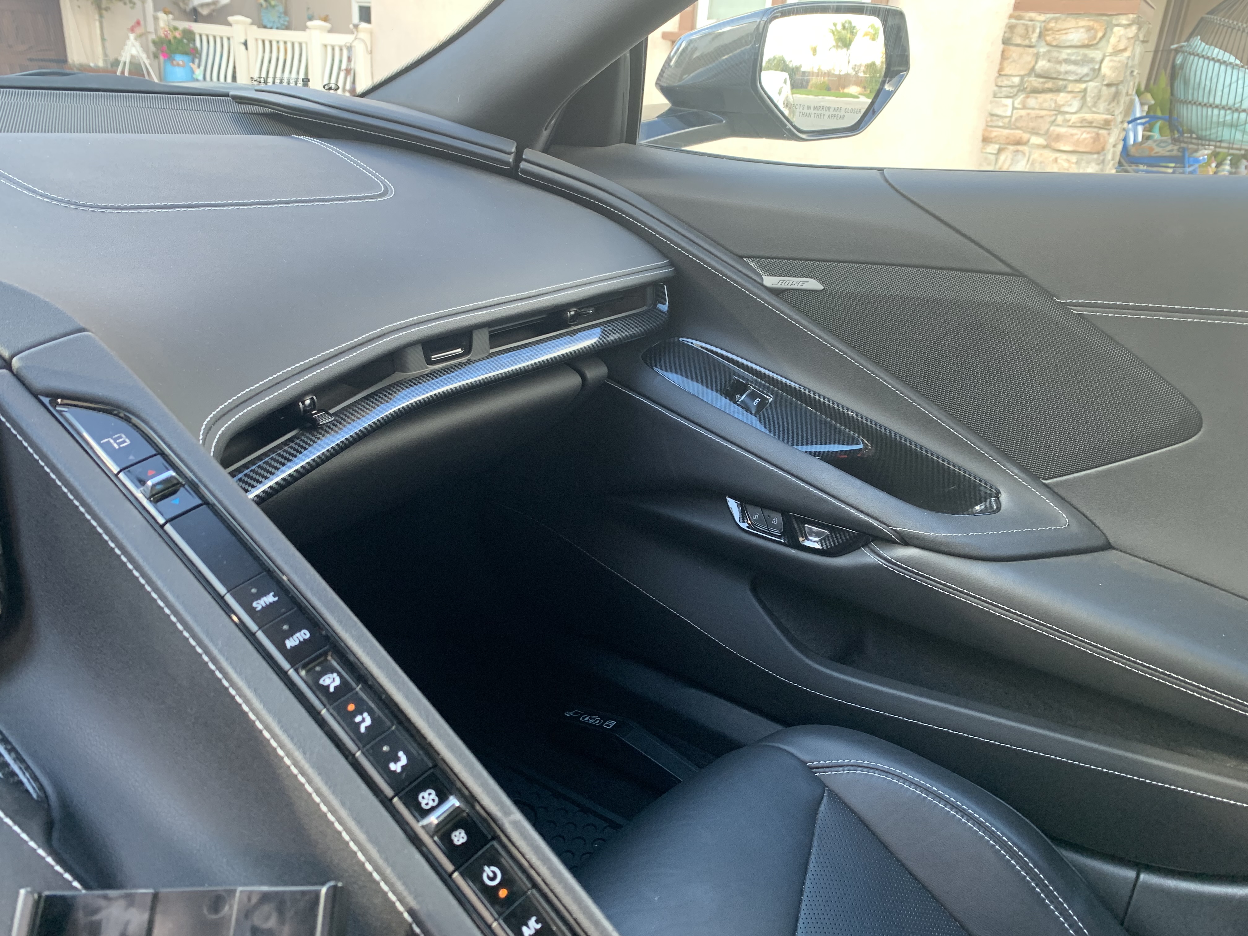 Used 2023 Chevrolet Corvette Stingray Coupe w/ Z51 Performance Package RWD image 6