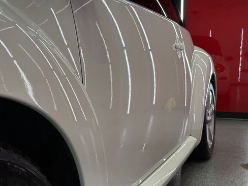 Used 2007 Volkswagen Beetle Triple White Edition image 10