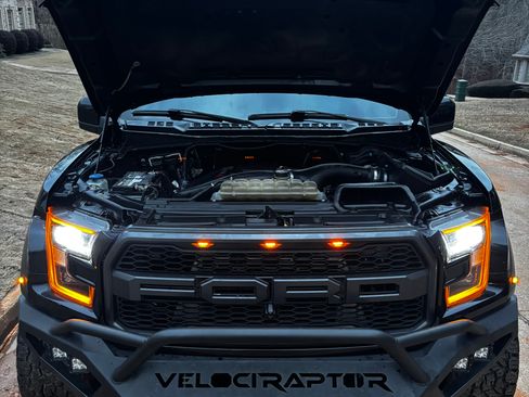 Used 2020 Ford F150 Raptor w/ Equipment Group 802A Luxury image 11